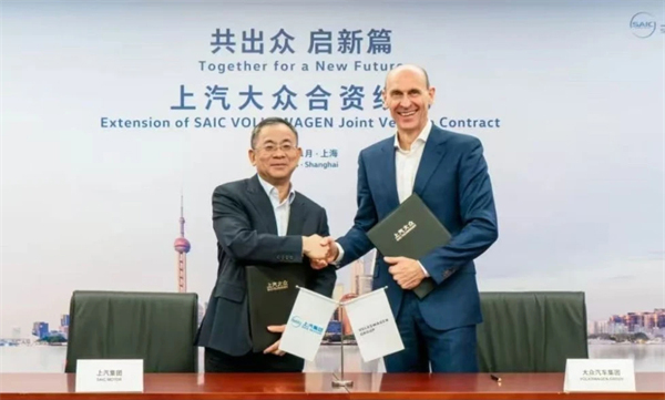 汽车强国路上，步履不停的上汽
