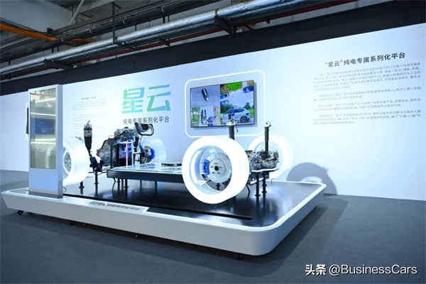 上汽牵手华为，为中国汽车市场打造美好灵魂与梦想