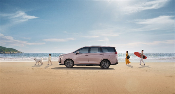 全球唯一10万级混动MPV——上汽大通 G50 混动上市，售价13.98万起