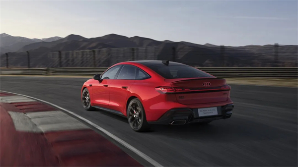 全新上汽奥迪A5L Sportback正式上市，限时臻享价25.99万元起